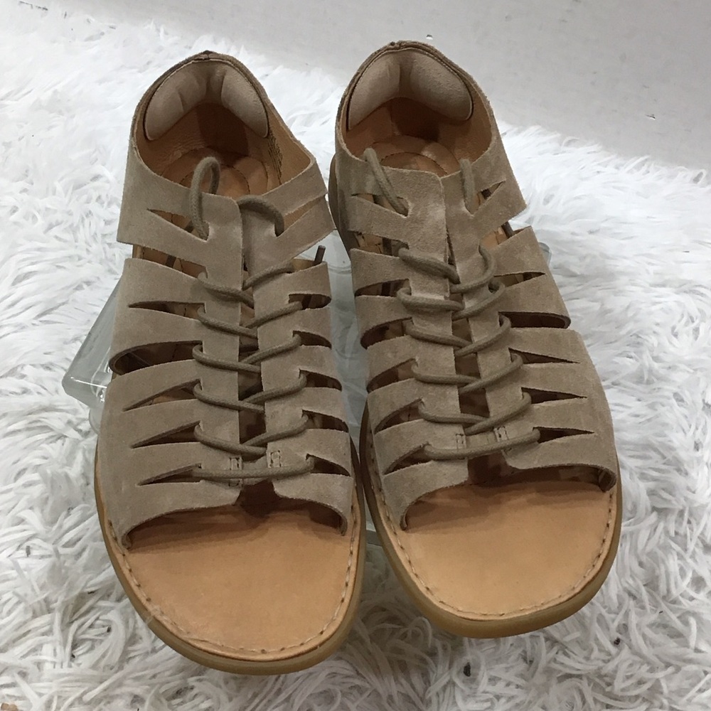 Born Izhma taupe suede strappy gladiator sandals 10